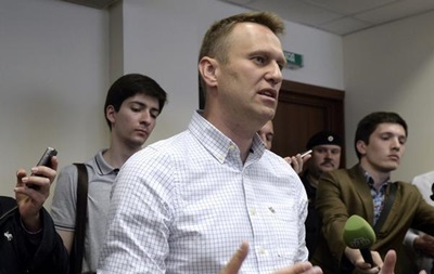 Суд взыскал с Навального миллионную компенсацию