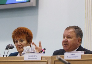 ЦИК поделил между Януковичем и Тимошенко время для агитации