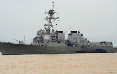 Китай назвав незаконними дії ВМС США