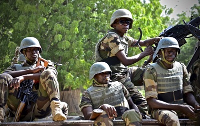Нигерия сообщила об освобождении более 300 заложников Боко Харам