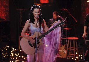 Премию MTV EMA 2011 за лучшее  живое  выступление получила Кэти Перри