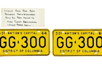 Номерной знак машины президента Кеннеди продан за $100 тысяч