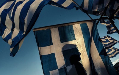 Экономика Греции сократилась после шести месяцев роста