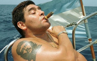 Марадона перенес операцию на желудке