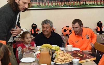 Луческу и Кучер перед матчем с Волынью посетили детский дом