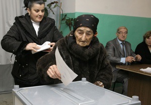 Верховный суд Южной Осетии признал президентские выборы недействительными