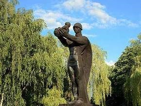 Спикер Крыма возмущен планами демонтажа памятника советскому воину в Стрые