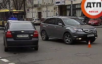 В Киеве сотрудники Генпрокуратуры попали в ДТП
