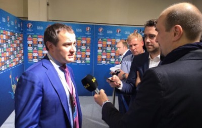 Президент ФФУ: Срок нового контракта с Фоменко – до финала Евро-2016