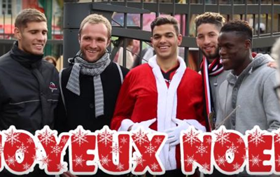 Французский футболист переоделся Дедом Морозом и поздравил фанатов с праздниками