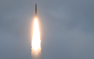Россия запустила баллистическую ракету Тополь