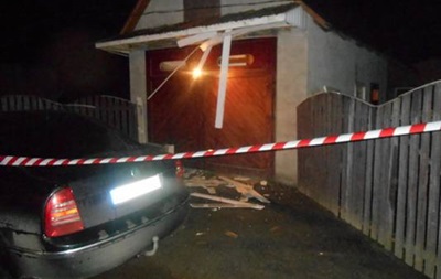 На Закарпатье во дворе дома прогремел взрыв