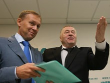 Луговой и Жириновский проведут пикет у британского посольства