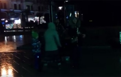 У Ялті в темряві співали українські колядки: відео