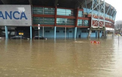 Стадион Сельты ушел под воду из-за погоды