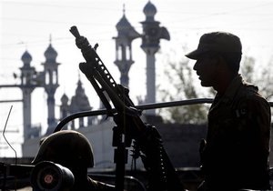 Атака на аэропорт в Пакистане: Четверо из пяти ликвидированных боевиков были узбеками - СМИ