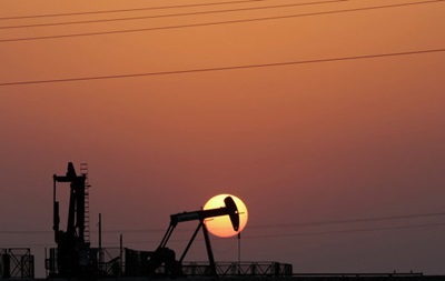 Світові ціни на нафту продовжують зростати