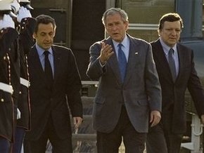 Буш: Экстренный саммит G8 состоится в ближайшем будущем