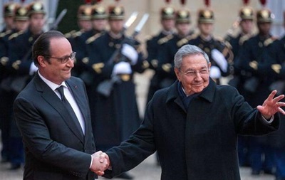 Президент Франції закликав США скасувати накладене на Кубу ембарго