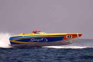 Пилоты команды  Украинский дух  оденут экcклюзивную форму от ведущего дизайнера Илзе Хеббрехт