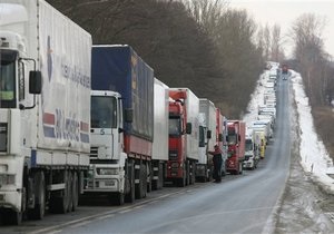 Дальнобойщики заблокировали движение на польско-белорусской границе