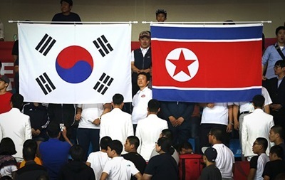 КНДР провела военные учения у границы с Южной Кореей - СМИ