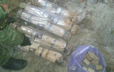 У Дніпропетровську знайшли схованку з гранатометами