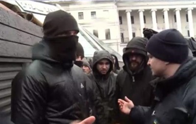 На Майдане произошла драка: есть задержанные