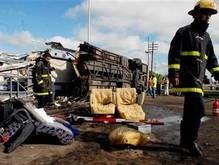 Крупное ДТП в Аргентине: 6 человек погибли, еще 20 ранены