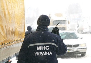 новости Житомирской области - непогода - погода - дороги - В Житомирской области затопило дорогу общегосударственного значения