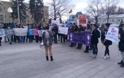 В Харькове радикалы пытались напасть на феминисток 