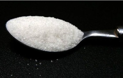 В Великобритании введут налог на сахар в шипучих напитках