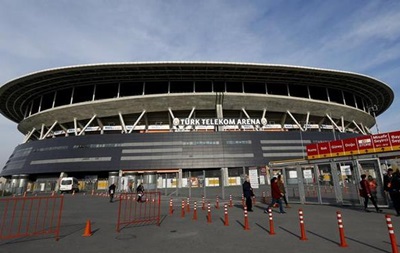 В Стамбуле отменен футбольный матч из-за угрозы безопасности 