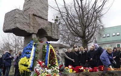 В Киеве похоронили Гонгадзе