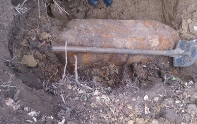 На Львовщине обезвредили 500-килограммовую авиационную бомбу