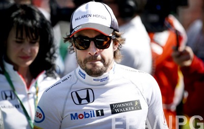 Фернандо Алонсо відсторонений від участі в гонці Гран-прі Бахрейну