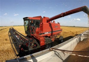 Корреспондент:  Золотые зерна. Иностранные фермеры спешат сменить благополучную Европу на перспективную Украину