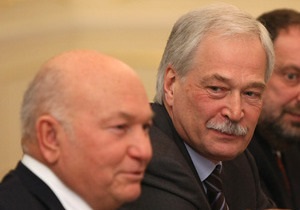 Грызлов, Лужков и Крутой поздравили Януковича с  заслуженной победой 
