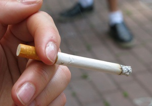 Каждый курильщик обходится компаниям из США в лишние шесть тысяч долларов в год