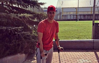 Захисник Динамо після матчу з Волинню пересувається на милицях