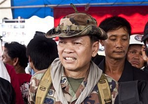 В Бангкоке скончался оппозиционный генерал, раненный снайпером во время интервью