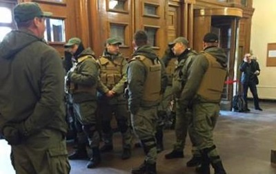 Беспорядки у КГГА: задержаны более 50 человек 