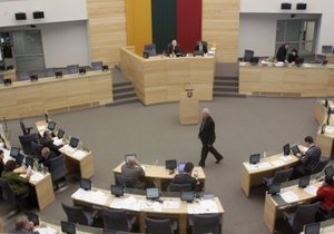 На выборах в парламент Литвы лидирует оппозиция
