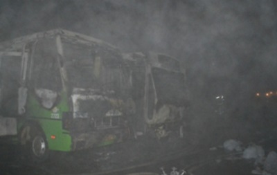 Пожар в автопарке Одессы: сгорели 10 автобусов