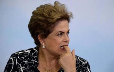 В Бразилии отстранили от власти президента