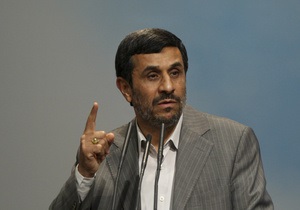 Ахмадинеджад: США убили бин Ладена для переизбрания Обамы