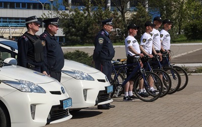 Мариупольские пляжи будут охранять полицейские на велосипедах