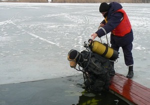 В Сумской области погибли двое молодых местных жителей, провалившись под лед