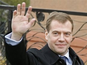 Медведев подвел итоги первого года президентства в России