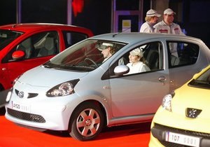 Европейцы купили в 2010 году на 5,5% легковых авто меньше, чем в 2009